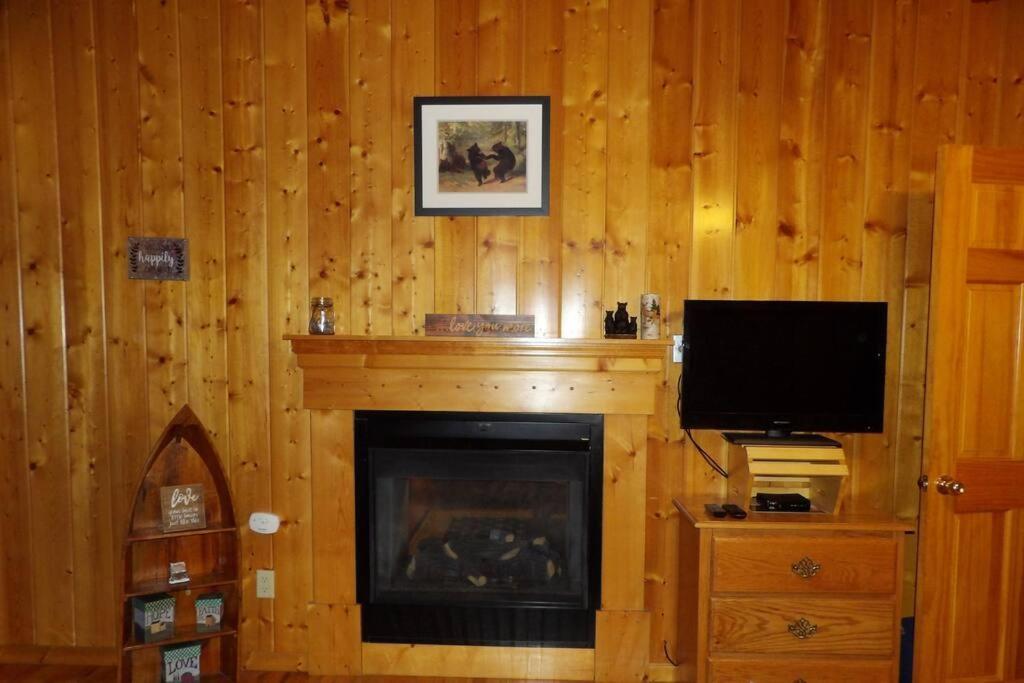 Beary Tale! Your Happily Ever After Starts Here! Sevierville Exterior foto